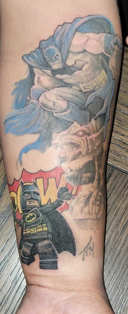Tattoo work by 1990 Tattoo Parlor (2)