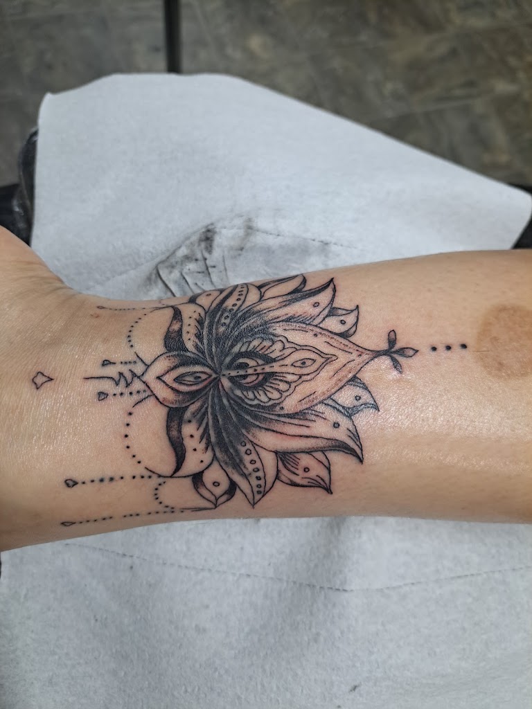 Tattoo work by 24/7 Tattoos And Piercings (2)