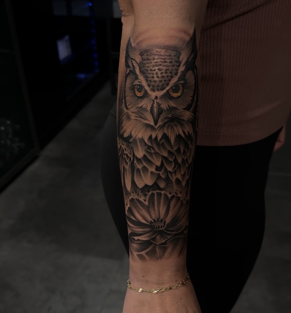 Tattoo work by 2Groovy Studios LLC Art Collective & Tattoo (3)