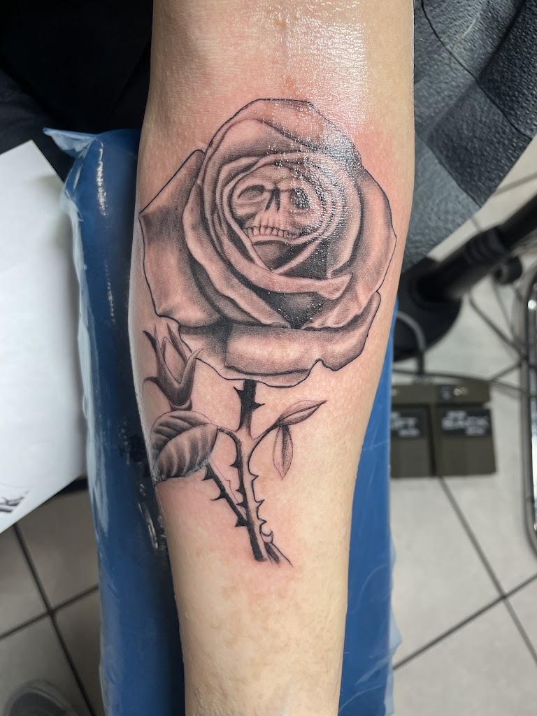 Tattoo work by 50 Shades of Grey Tattoo & Social Club (3)