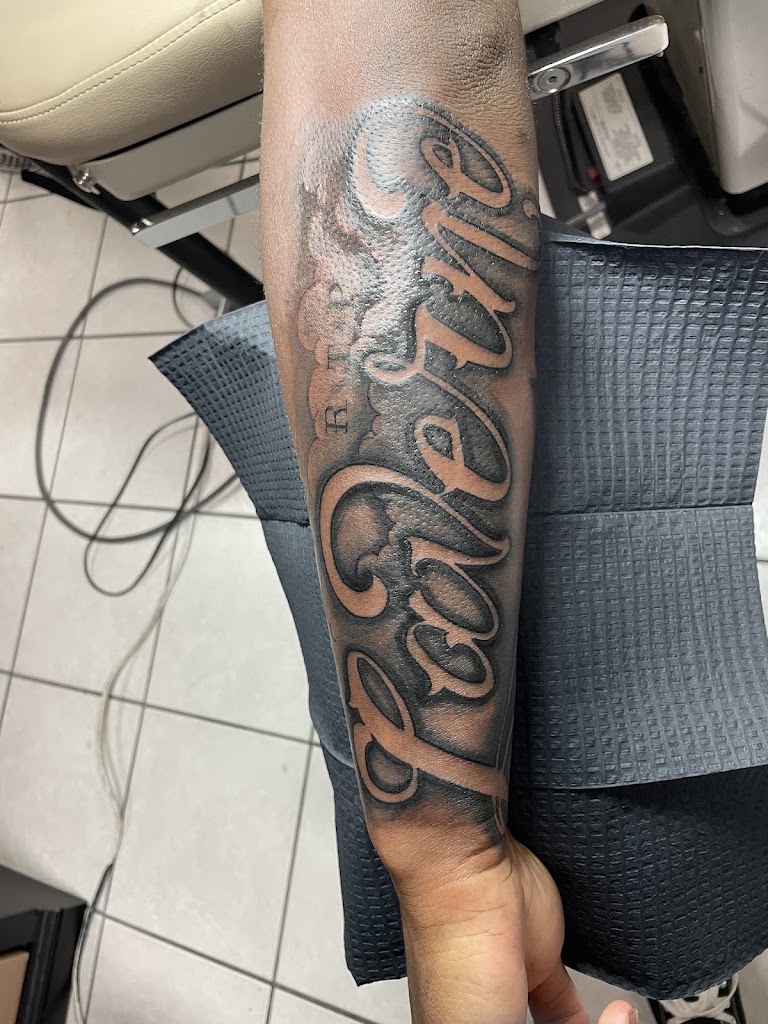 Tattoo work by 50 Shades of Grey Tattoo & Social Club (4)