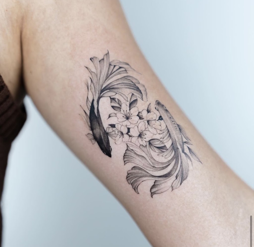 6 Tattoo Studio in Addison