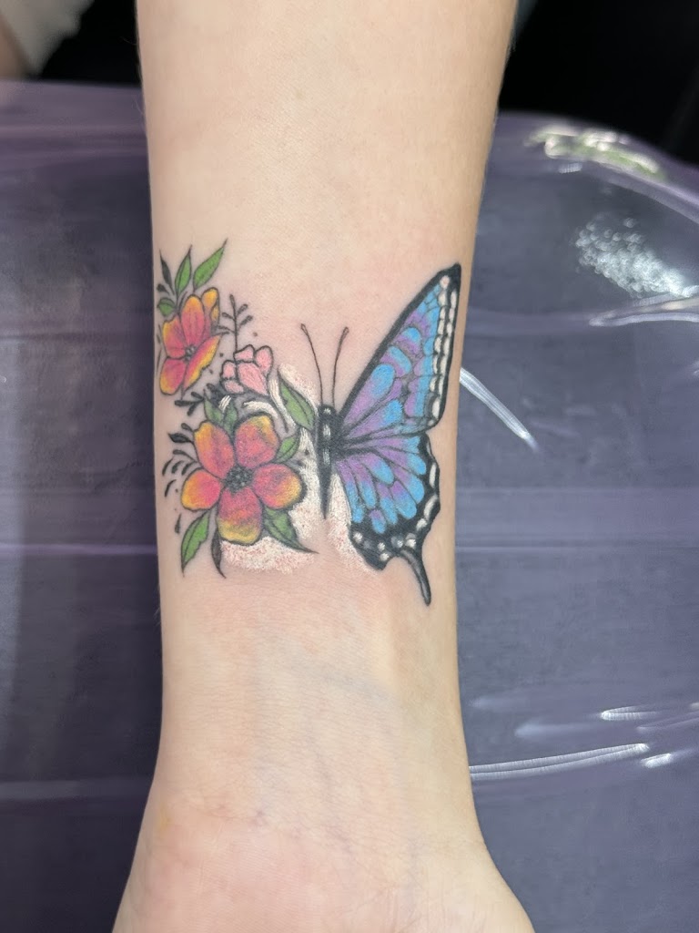 Tattoo work by Aesthetic Tattoo Lounge (4)