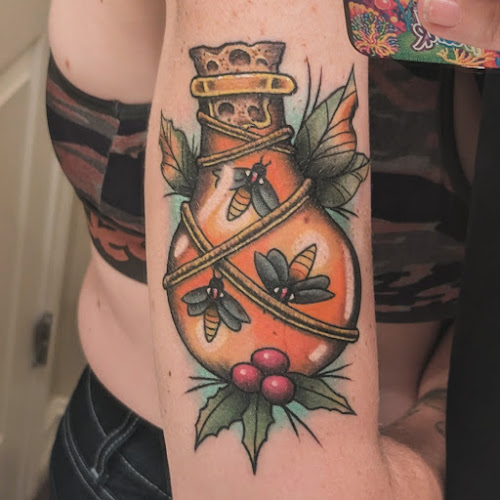 Arrowhead Tattoo in Port Neches