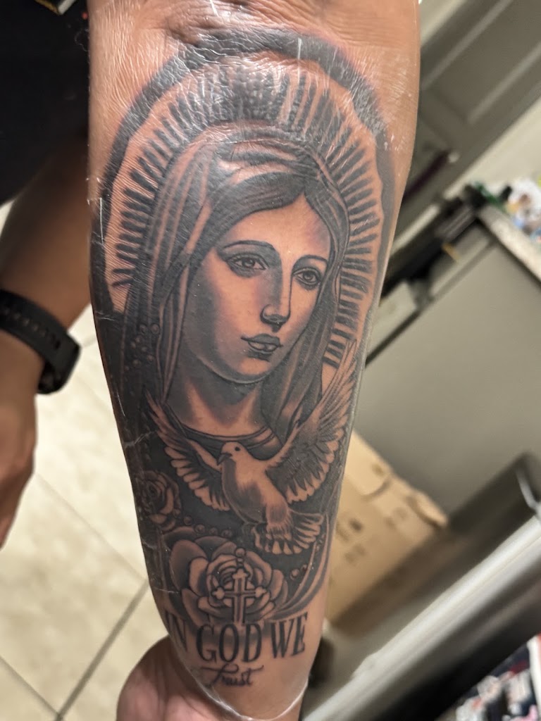 Tattoo work by Black ink tattoo collective (2)