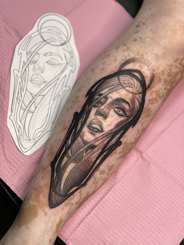 Black Pearl Tattoo Parlor in San Juan