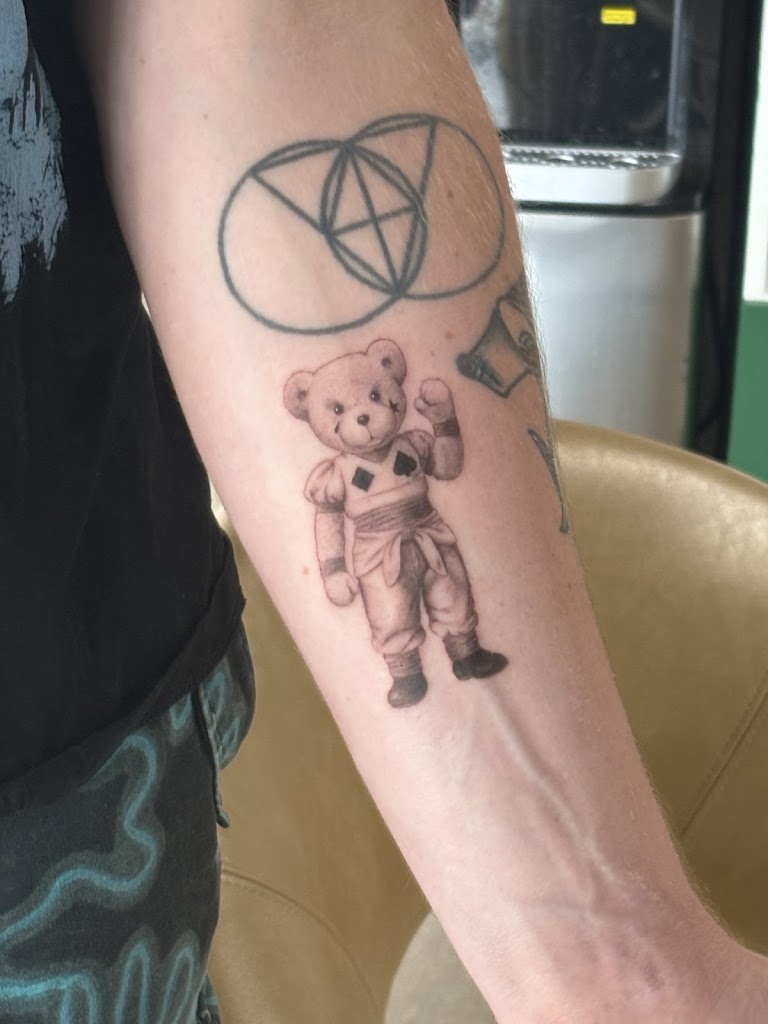 Tattoo work by Bougie Bougie Tattoo Studio (4)