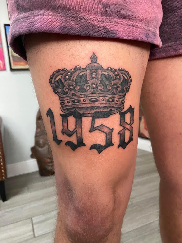 Tattoo work by Buena Onda Professional Tattoo Studio (6)
