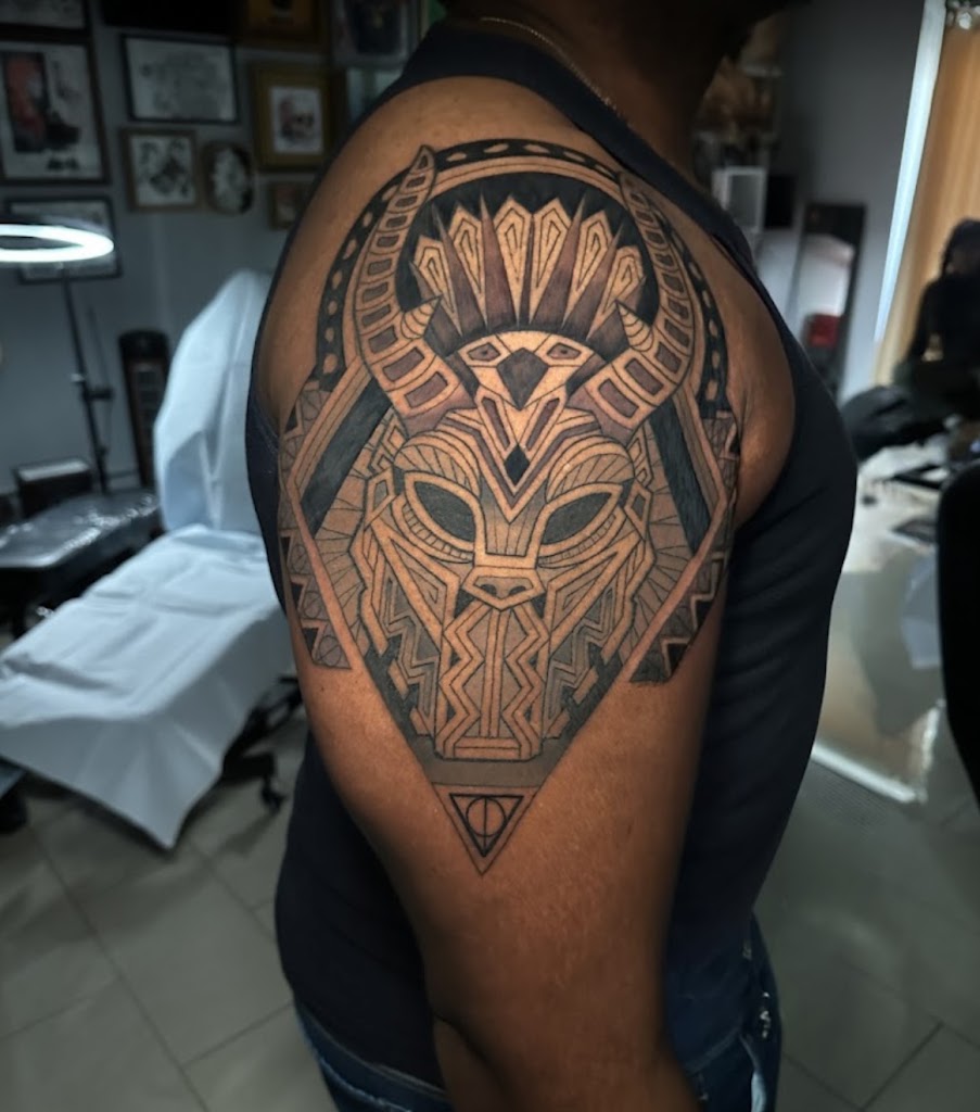 Tattoo work by DFW body piercing & tattoo shop (1)