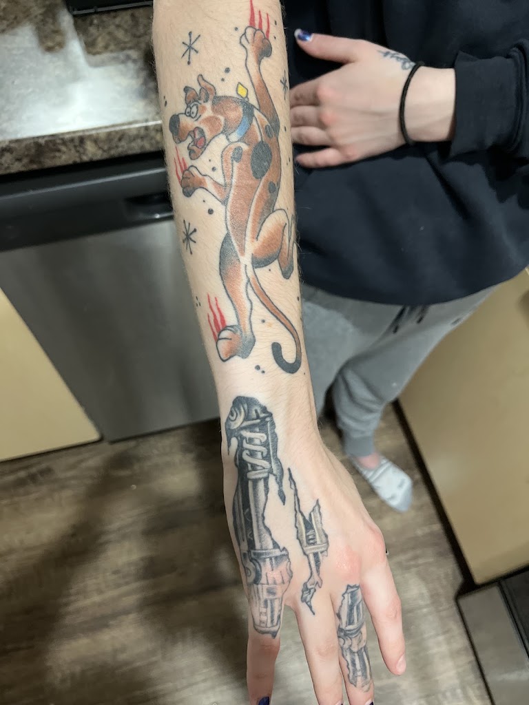Tattoo work by D&G Tattoos And Body Piercing Studio (3)