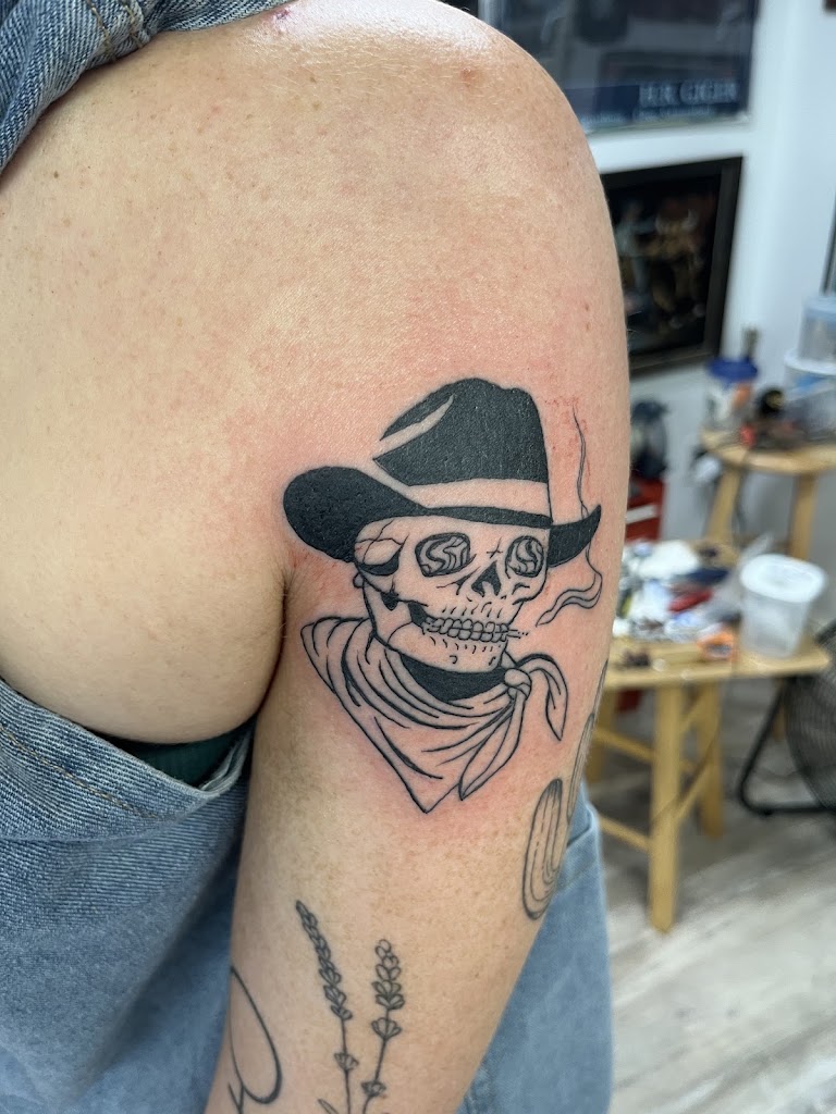 Tattoo work by Ella Tattoo (4)