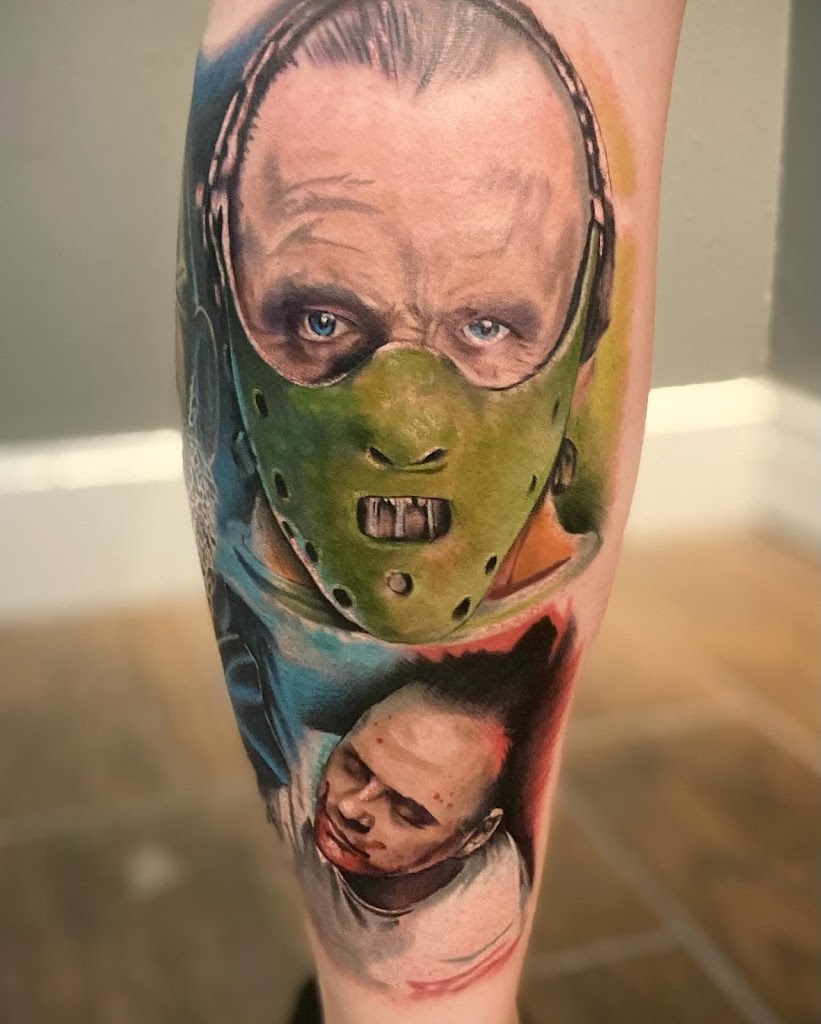 Gilded Thorn Tattoo Studio in Webster