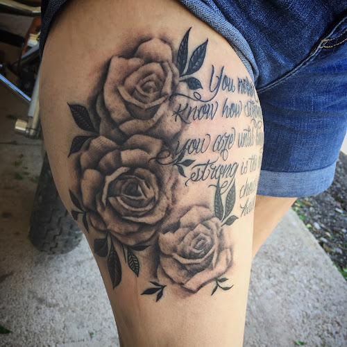 Gunslinger Tattoo Co. in Abilene
