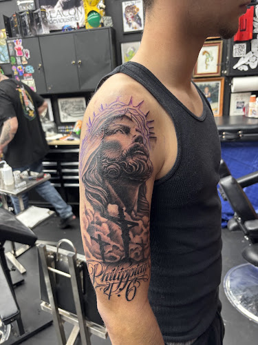 Horns & Halos Tattoo Studio in Rockwall