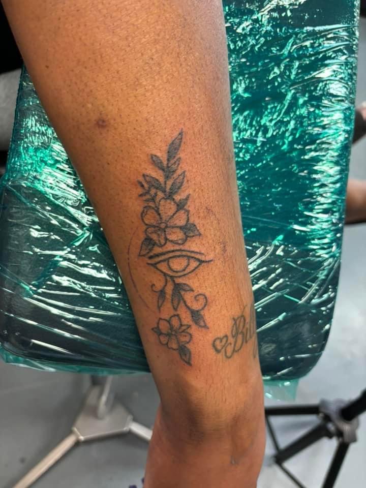 Tattoo work by Inkflo Tattoo & Piercing (4)