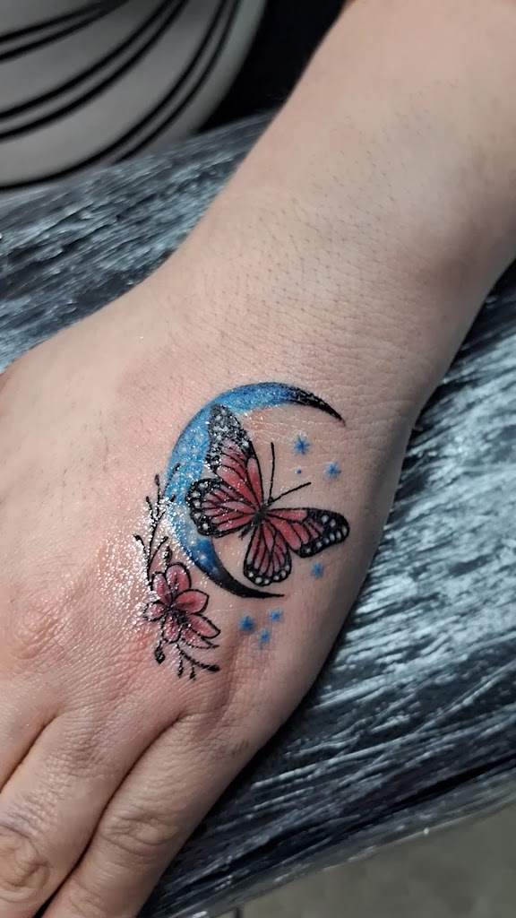 Tattoo work by La Calavera tattoo & piercing (5)