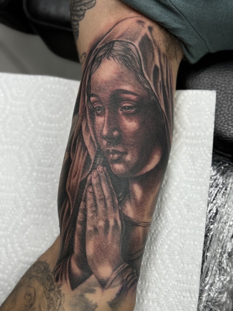 Tattoo work by La Vida Loca Tattoos (3)