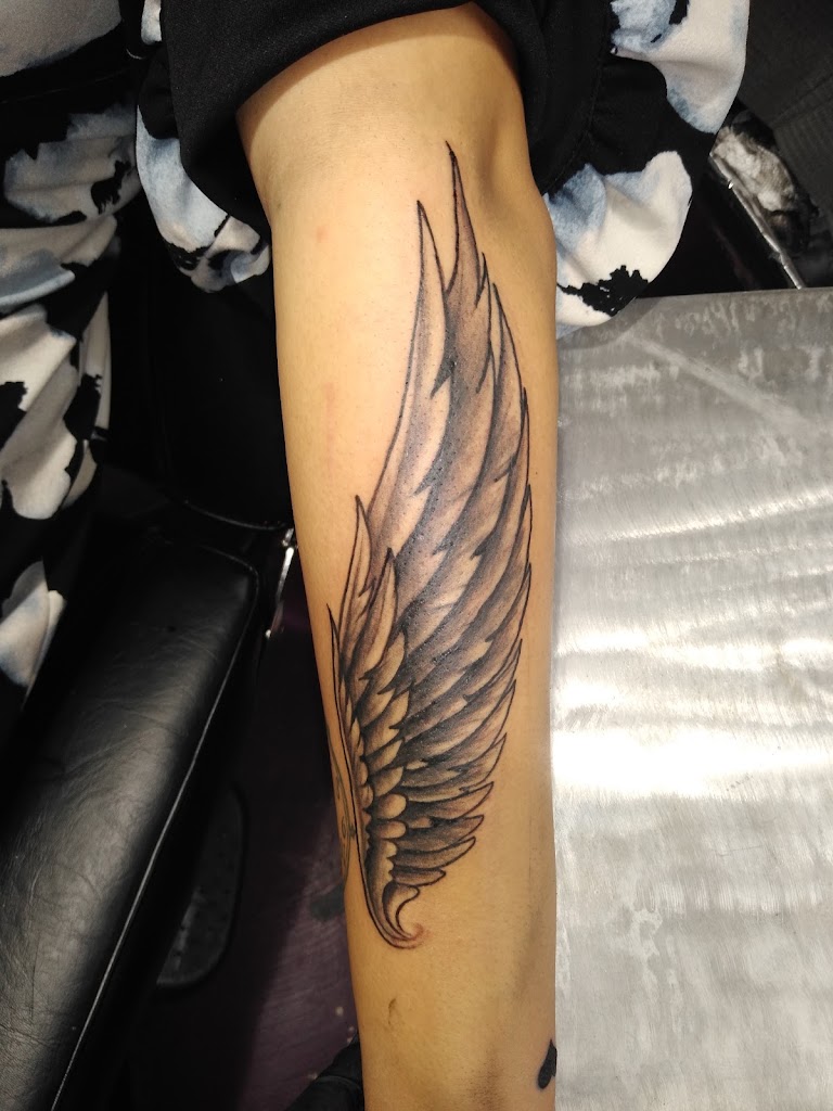 Tattoo work by Lady Ink Empire Tattoo & Piercing Studio (5)