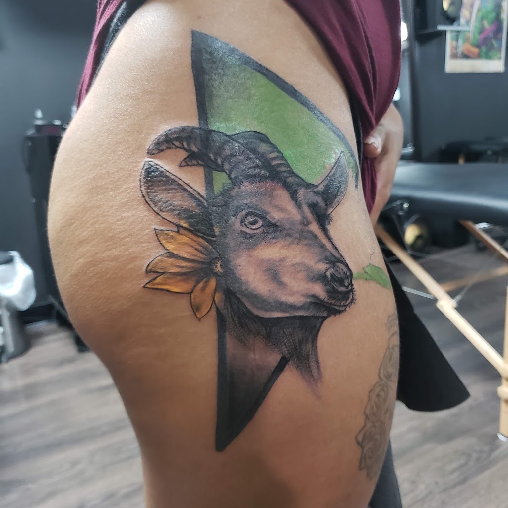 Tattoo work by Legendary Art Tattoo Studio (3)
