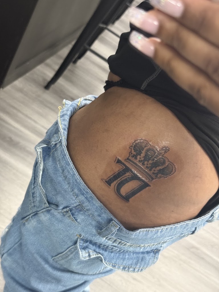 Lizards Ink Tattoo & Piercing in Denton