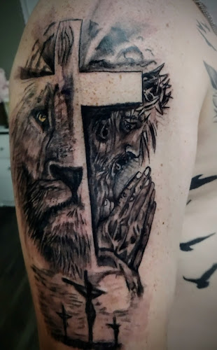 Meticulous tattoo studio in Vidor