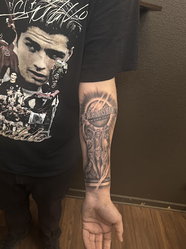 Mi Vida Tattoos - Jose Lopez in Pflugerville