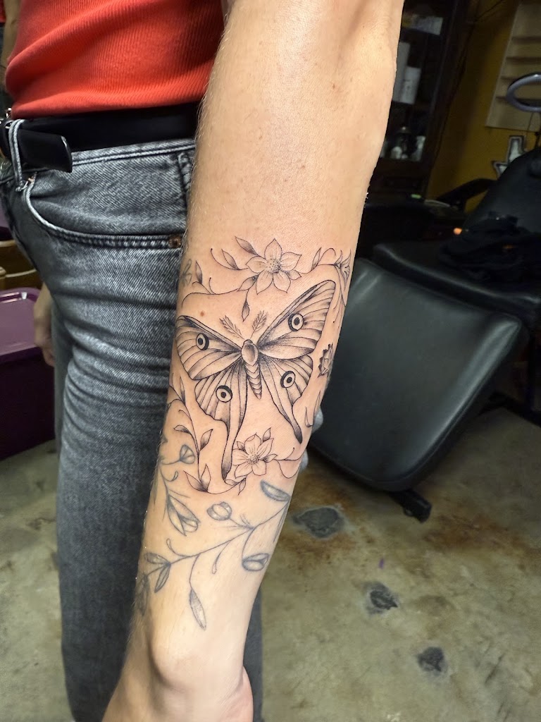 Tattoo work by Mobile Jackal's Tattoo (5)