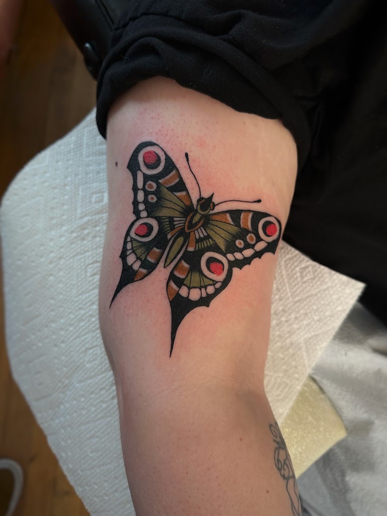 Tattoo work by Neighborhood Tattoo (5)