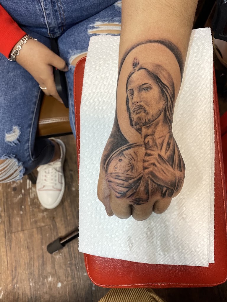 Tattoo work by Por Vida tattoo studio (4)