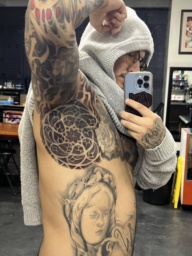 Tattoo work by Red Eye Gallery Tattoo Studio (2)