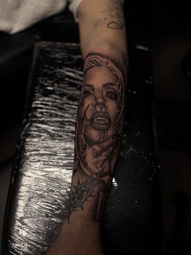 Tattoo work by Rollin Artist Tattoos (1)