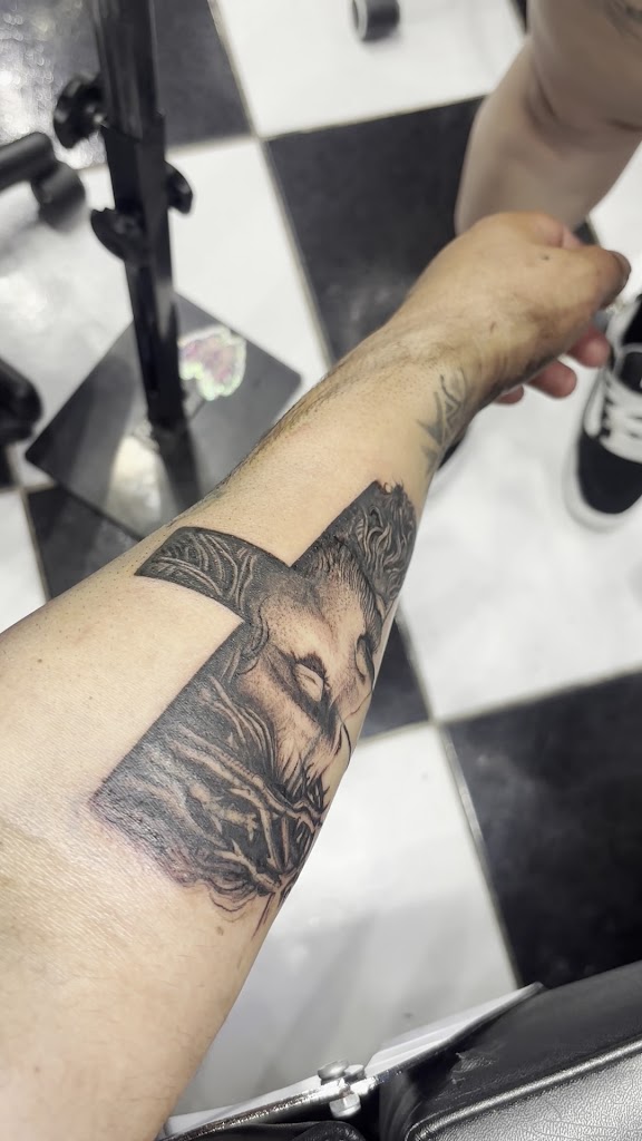 Tattoo work by Sangre de Oro Tattoo Studios (4)