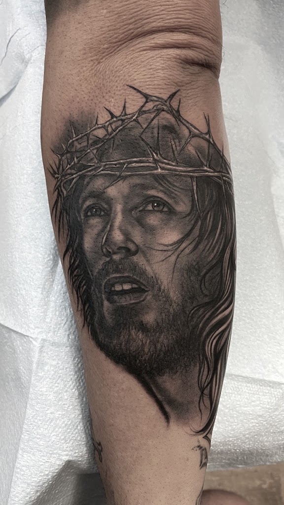 Tattoo work by Scales of Grey Tattoo Studio (3)