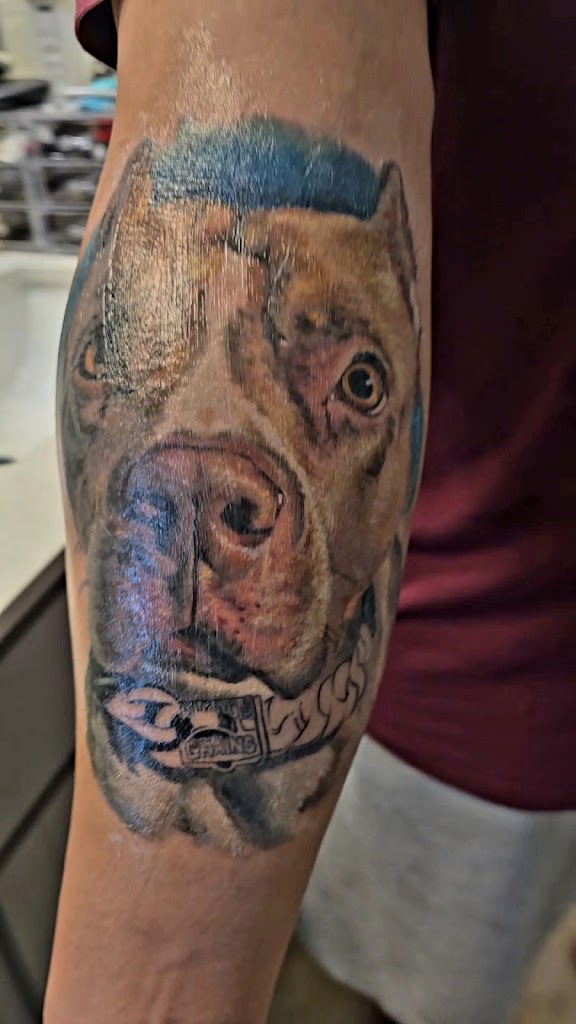 Tattoo work by sharp objects tattoo (6)