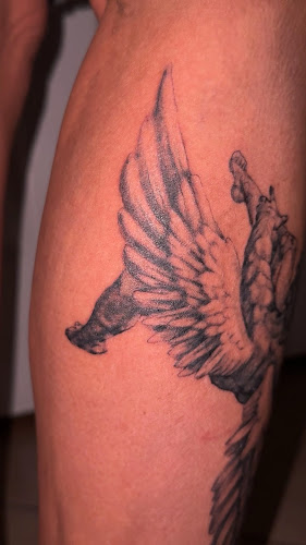 Silos ink collective in Waco