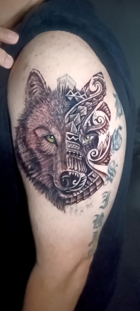 Tattoo work by Tinta Azteca Tattoo Studio (4)