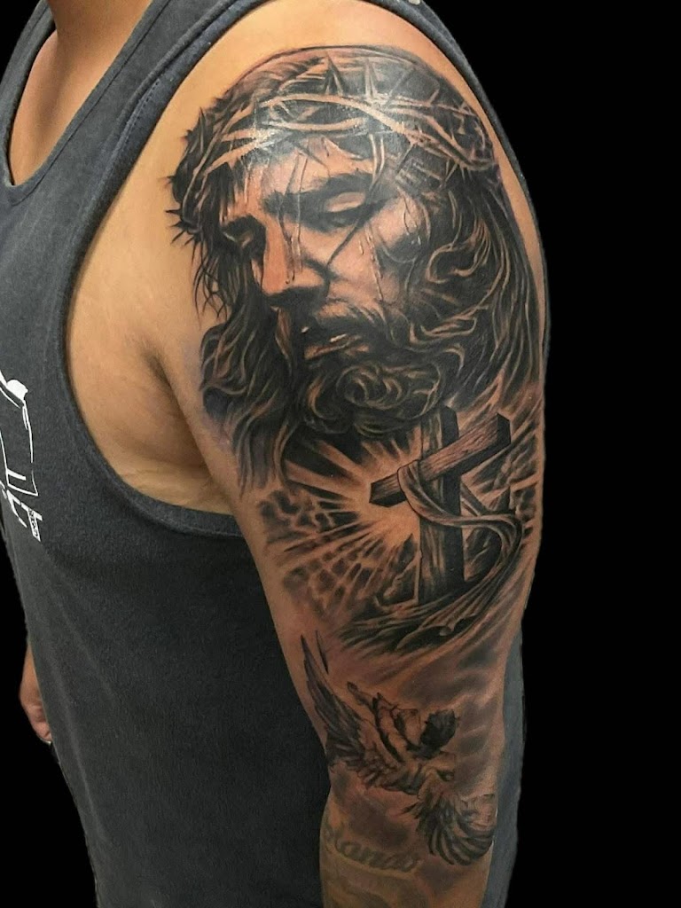 Tattoo work by Tinta Sagrada Tattoos & Supplies (2)