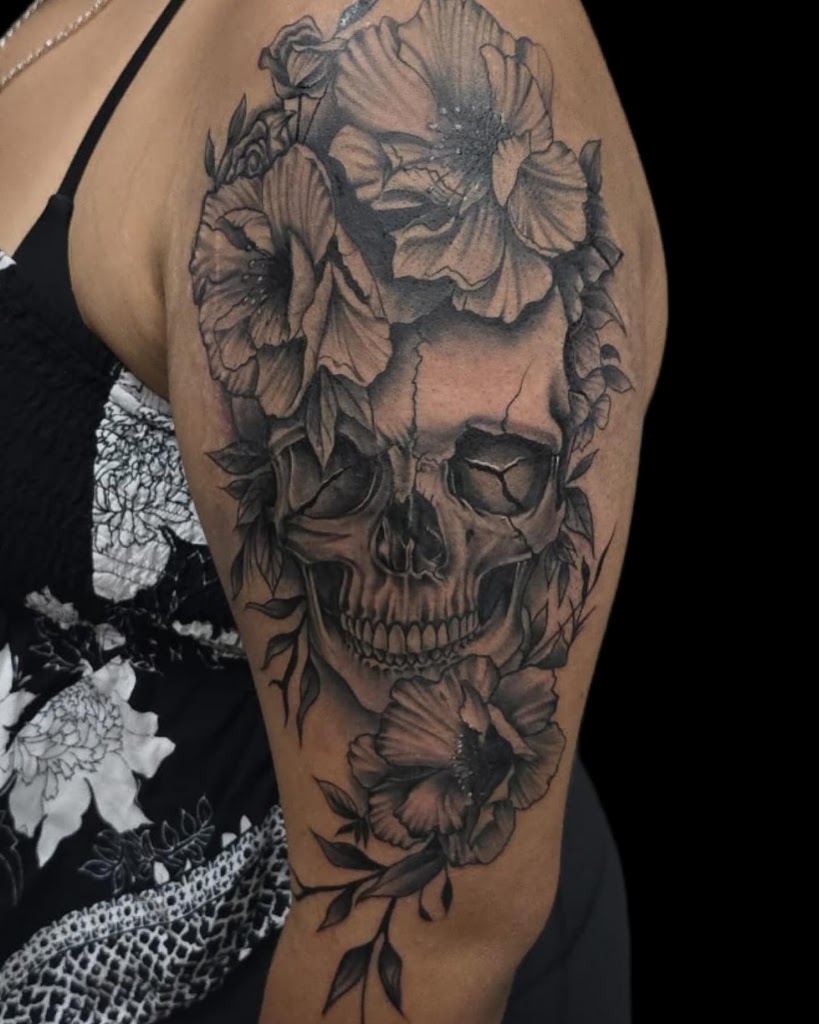 Tattoo work by Tinta Sagrada Tattoos & Supplies (4)