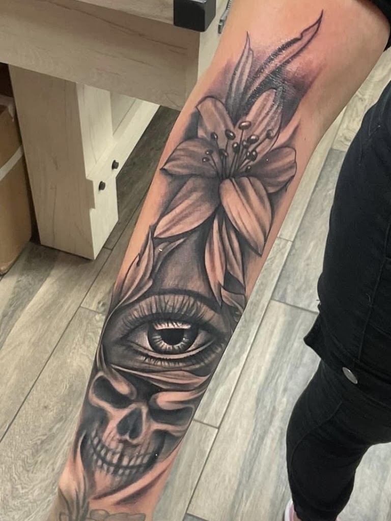 Tattoo work by Tinta Sagrada Tattoos & Supplies (5)