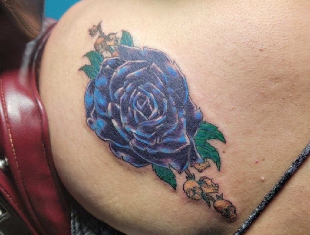 Tattoo work by Vato Loco Tattoo & Piercing (5)