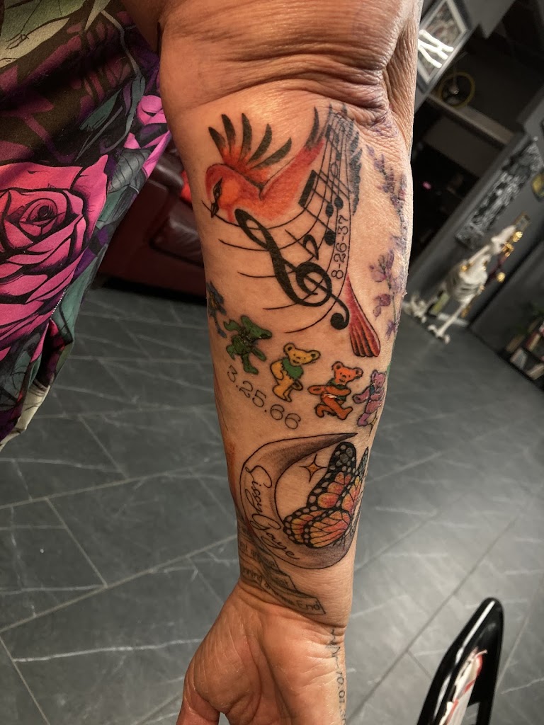 Tattoo work by Wild Rooster Tattoo & Piercing (4)